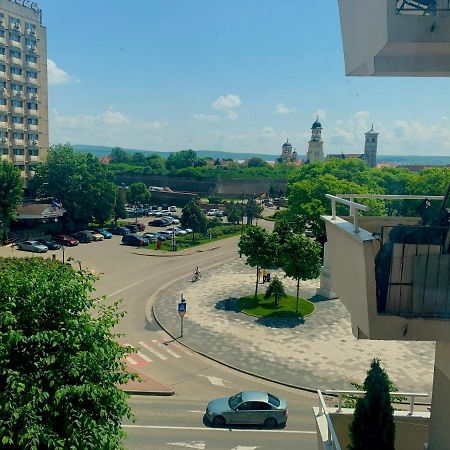 אלבה לוליה Apartament Carolina Parc מראה חיצוני תמונה