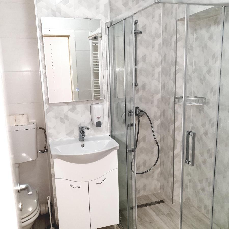 אלבה לוליה Apartament Carolina Parc מראה חיצוני תמונה