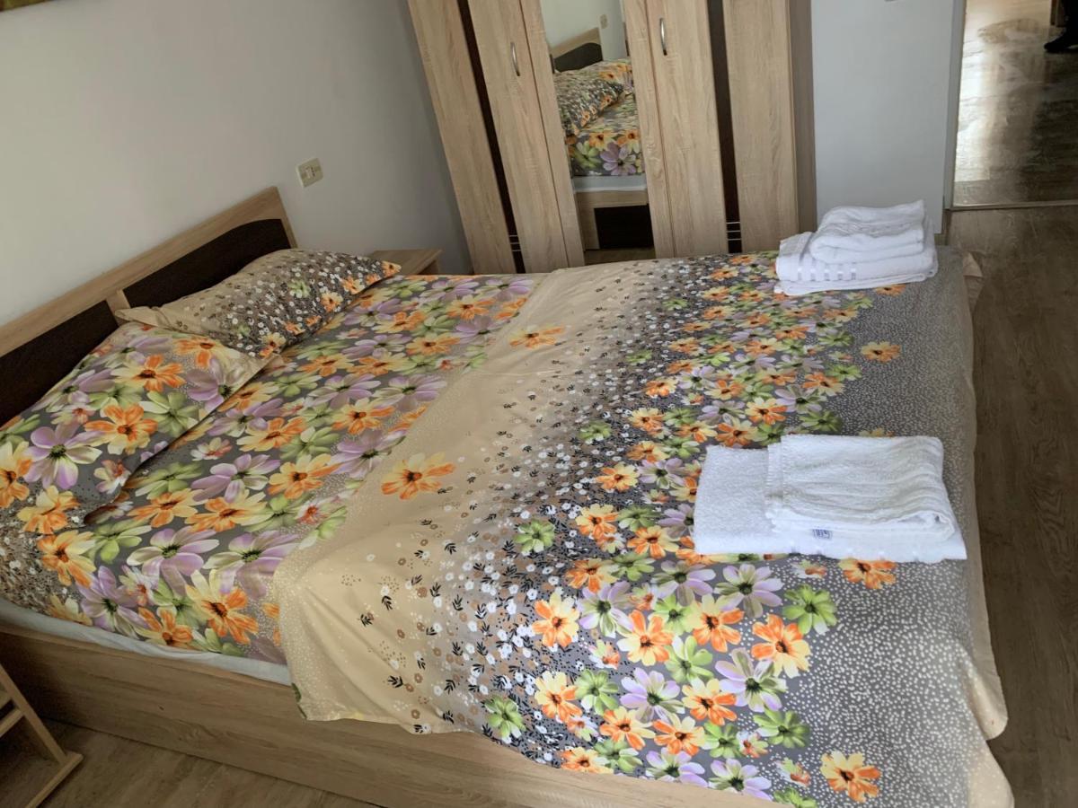 אלבה לוליה Apartament Carolina Parc מראה חיצוני תמונה