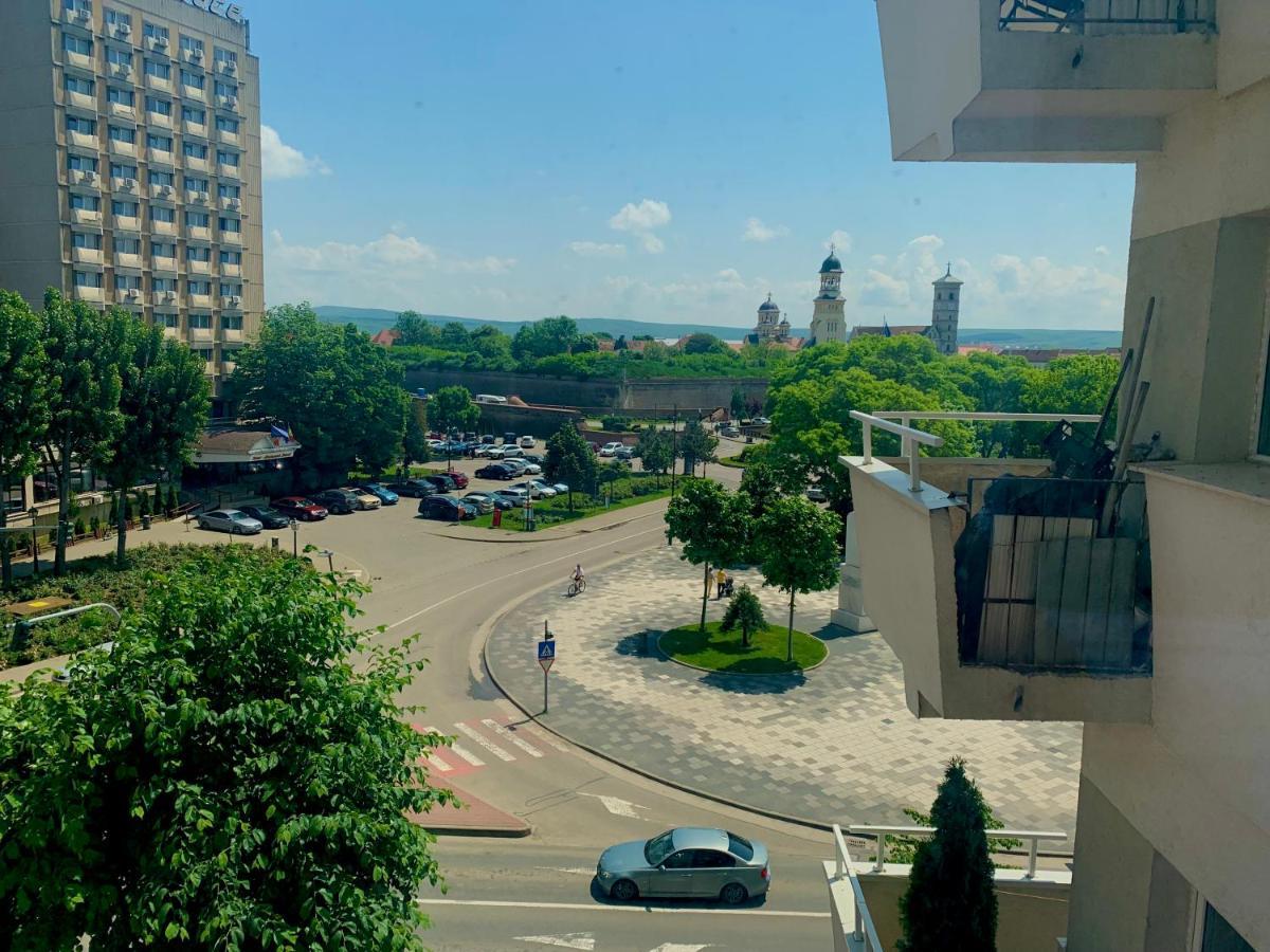 אלבה לוליה Apartament Carolina Parc מראה חיצוני תמונה