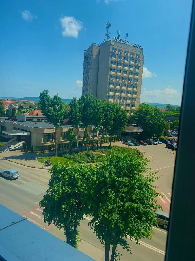 אלבה לוליה Apartament Carolina Parc מראה חיצוני תמונה